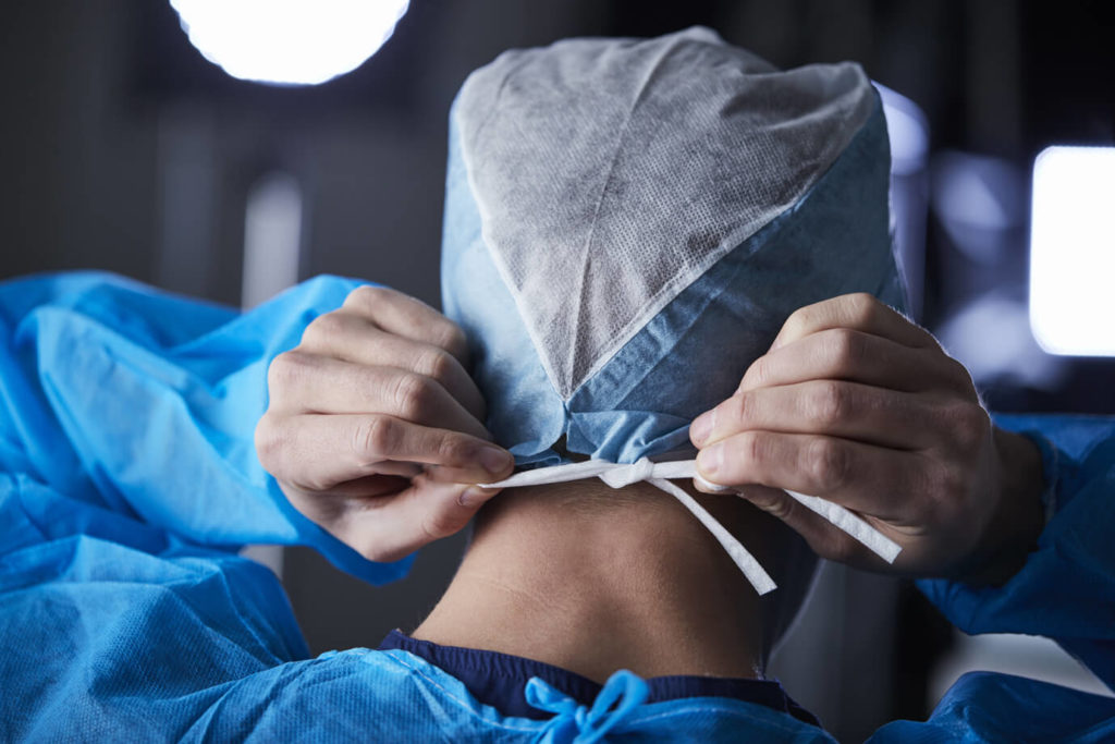 Corpuse Christiy Surgery: Surgeon prepping for surgery